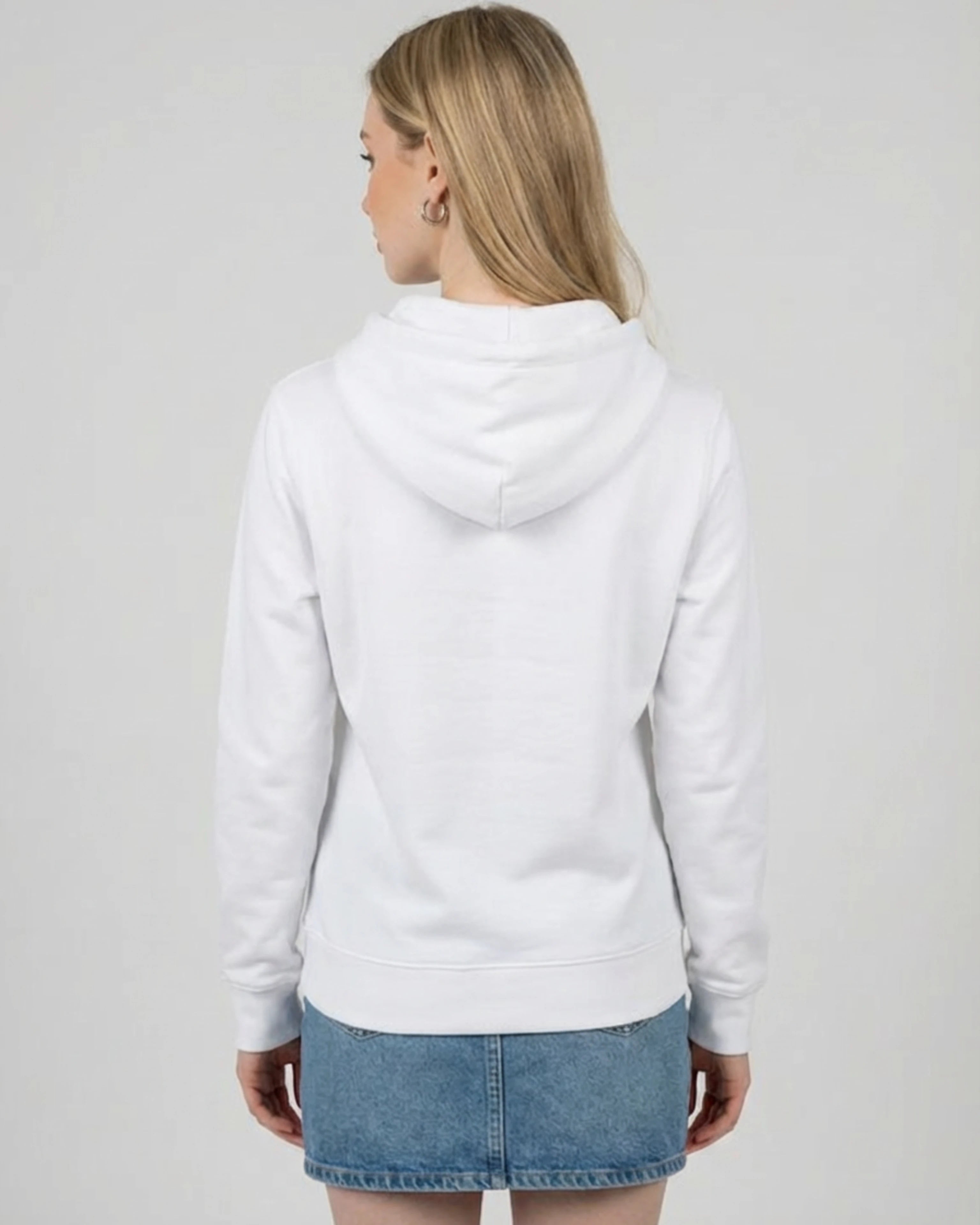 Lamaste Hoodie in Weiss, für Damen in Rückenansicht. kuscheliger Hoodie, gemütlicher Hoodie, Lama Design.