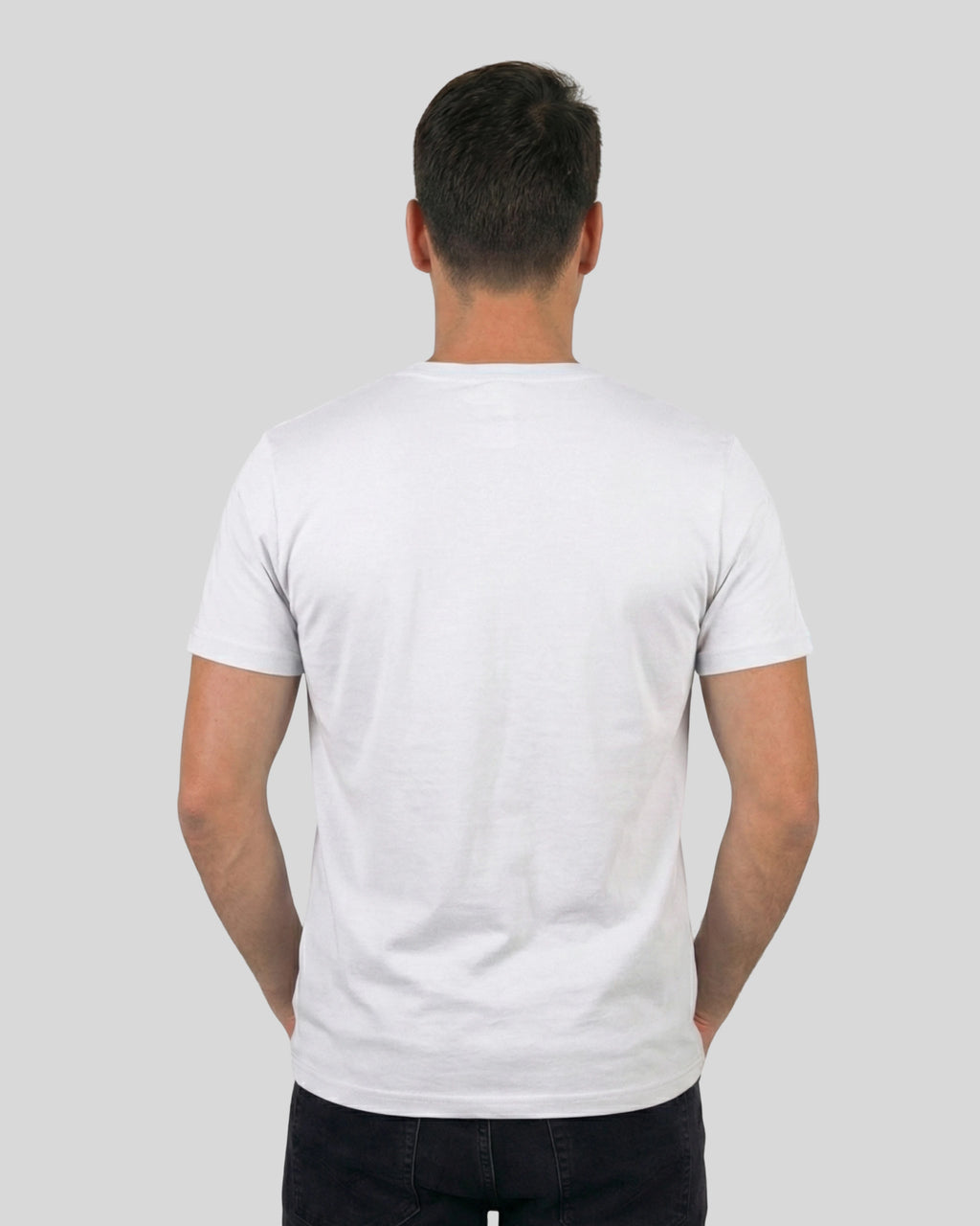 Lama Del Rey T-Shirt für Herren in Weiß Rückenansicht. Hochwertiges Bio-Baumwoll-Shirt mit perfekter Passform.