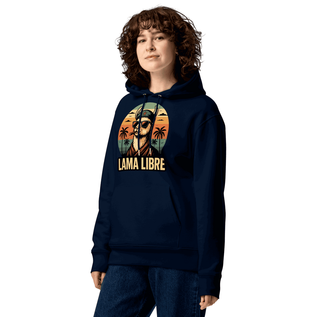 Detailaufnahme des Lama Libre Hoodies in French Navy an einem weiblichen Model.
