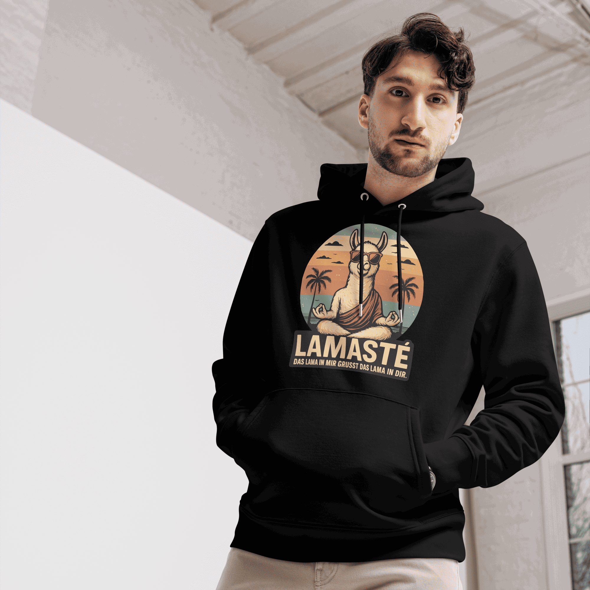 Lamasté Hoodie | Deine flauschige Festung der Gelassenheit