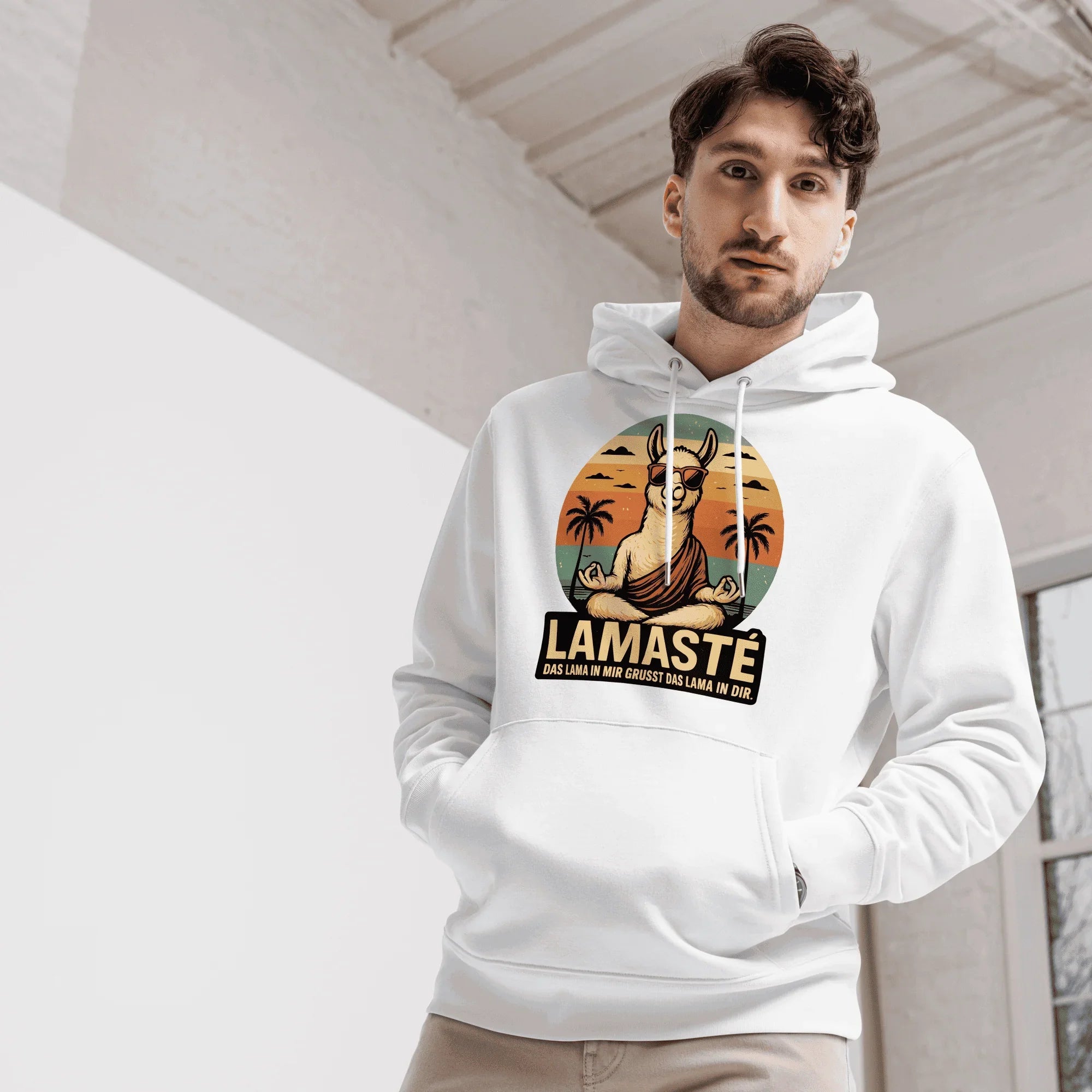 Lamasté Hoodie | Deine flauschige Festung der Gelassenheit
