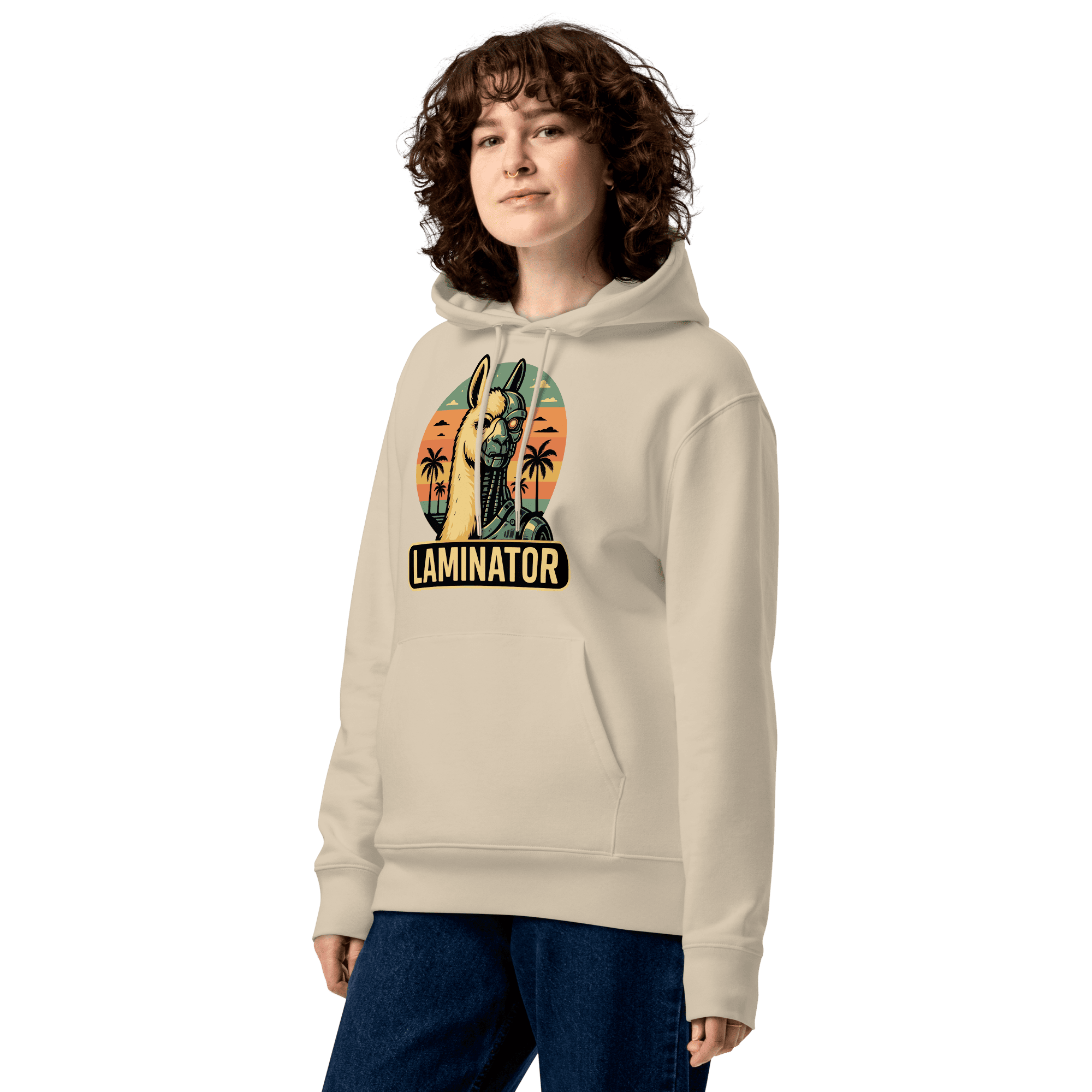 Nahaufnahme des Laminator Hoodies in Desert Dust an einem weiblichen Model.